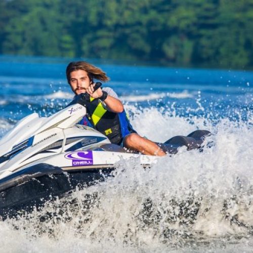 Water sports in Bentota